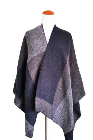 Check-yarn-dyed-weaving-poncho-(3)