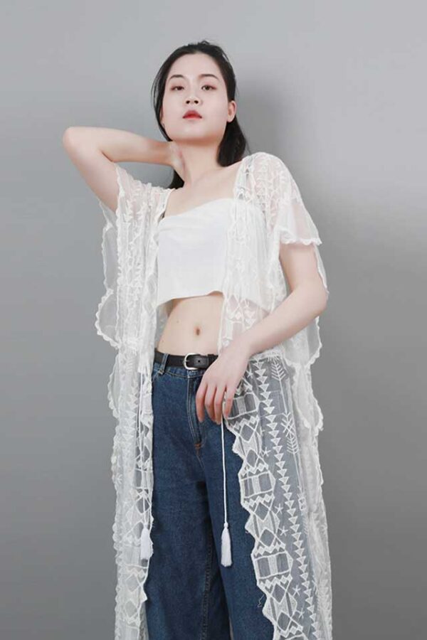 WHITE-AZTEC-EMBROIDERY-LACE-PONCHO-FRONT-2