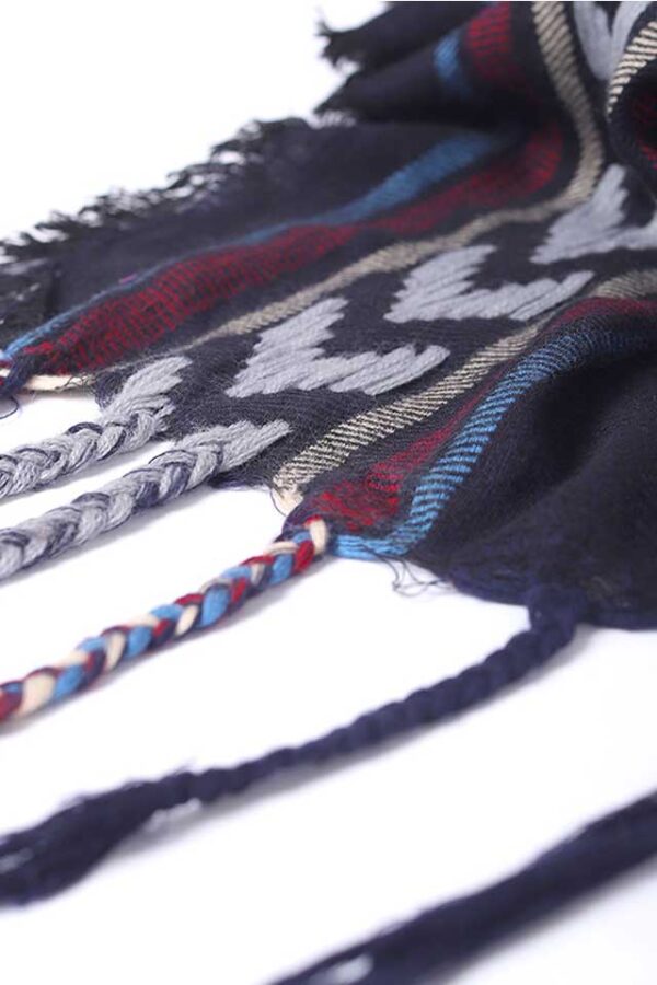 YARN-DYED-AZTEC-NAVY-WOMEN-SCARF-3